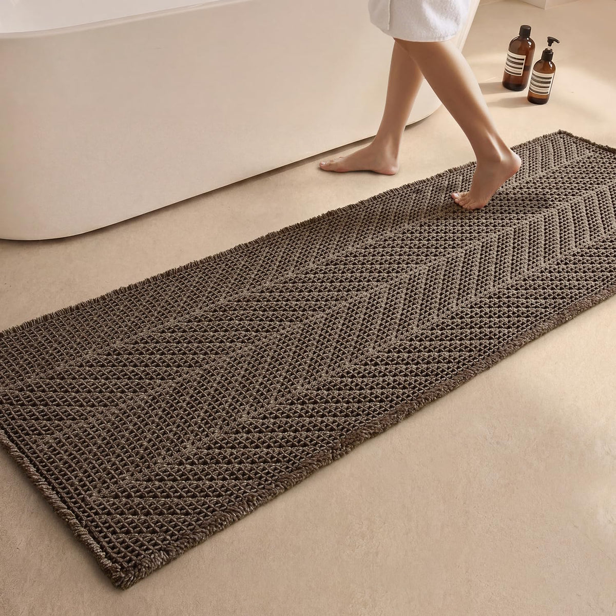 Sunfly Boho Bathroom Rug, Herringbone Waffle Bath Mat Non-Slip Washable Super Absorbent Quick Dry, Small Farmhouse Bath Mat for Bathroom Floor Decor 16"*24" Khaki