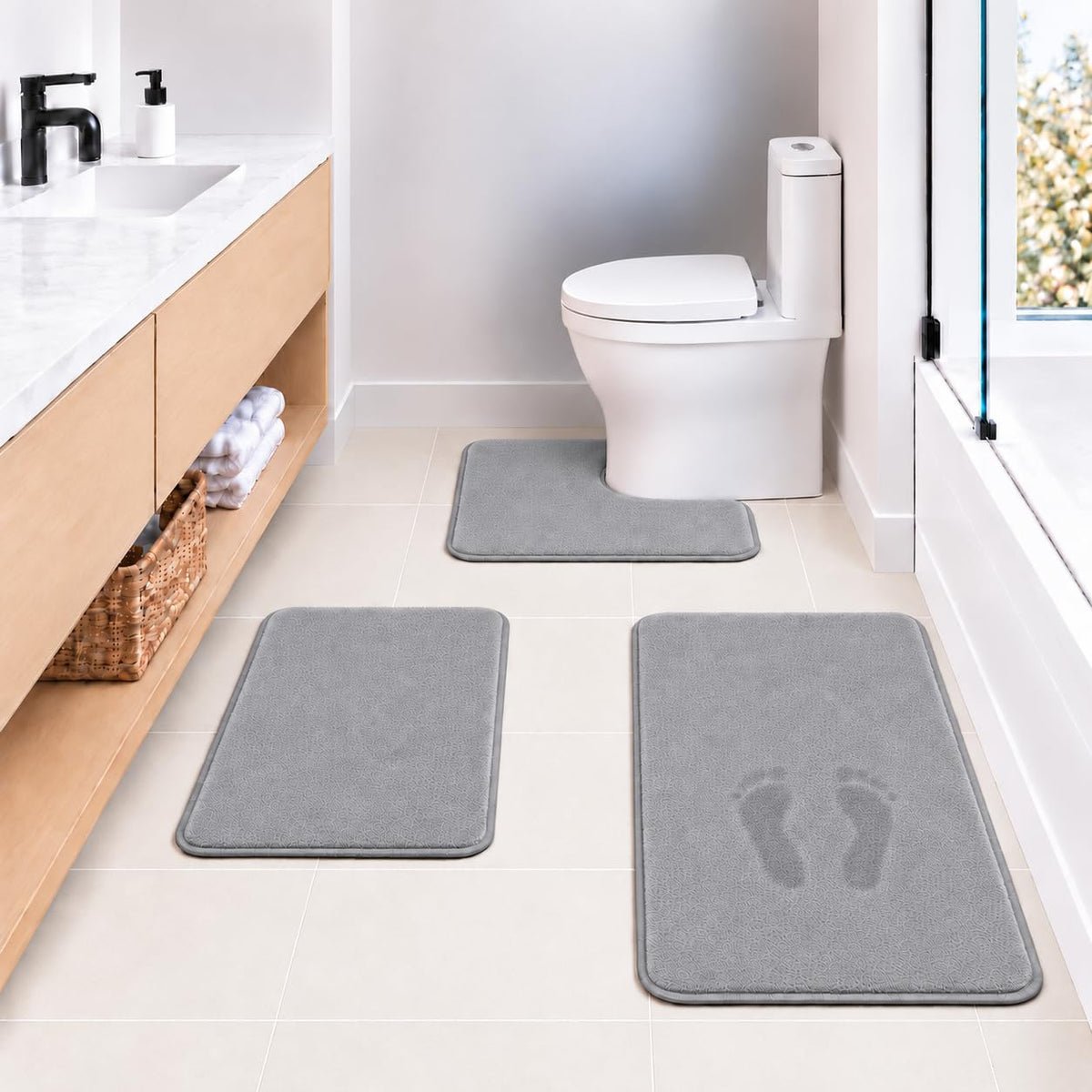 Black Bathroom Rug Set Memory Foam Bath Mats 3 Piece with Toilet Mats, Soft & Supportive, Shock Absorbing, Water Absorbent, Non-Slip Bath Rugs, Machine Washable, Area Rug, Home Decor Accessories