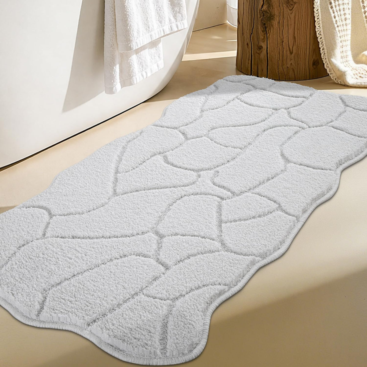 BSICPRO Bathroom Rugs, 32x20 Scalloped Bath Mats, Forest Green