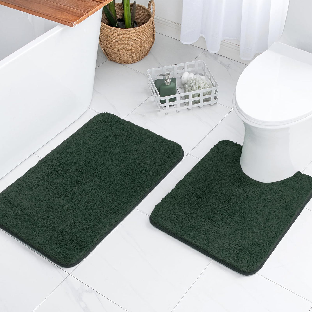 MIULEE Christmas Dark Green Bathroom Rugs Set 2 Piece Small Bath Mats 16x24