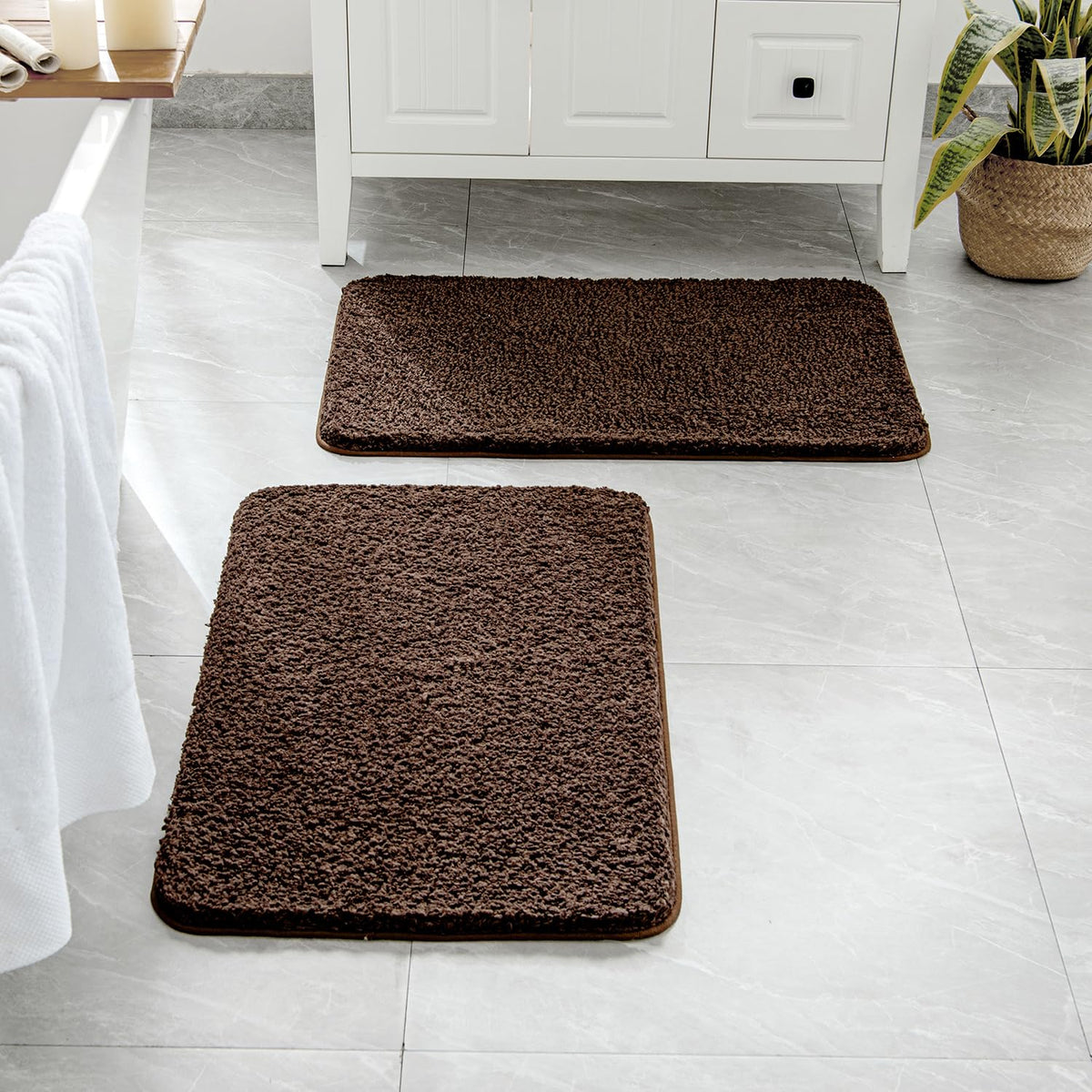 MIULEE Christmas Dark Green Bathroom Rugs Set 2 Piece Small Bath Mats 16x24