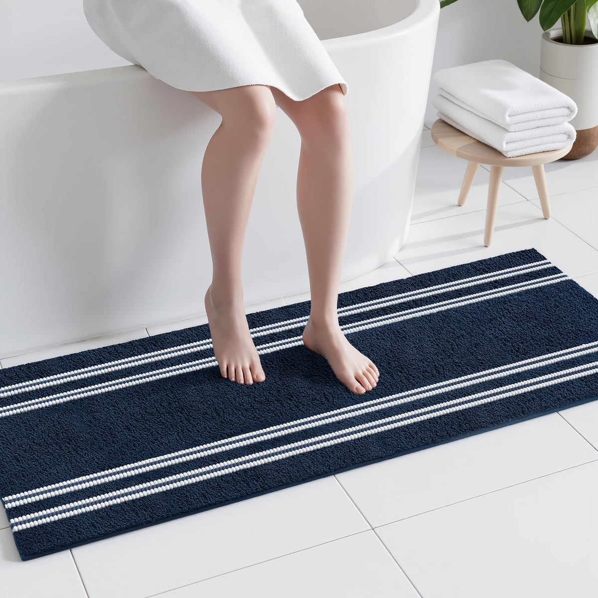 Bathroom Rugs Non Slip Washable 32x20, Ultra Soft Super Absorbent Bath Rugs for Bathroom Floor, Shaggy Chenille Bath Rug, Microfiber Plush Quick Dry Bath Mat for Bathtub, Sink and Shower, Beige