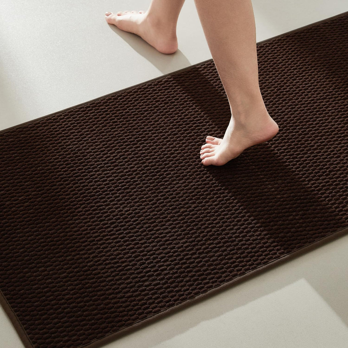 TYUU Bathroom Rugs Non Slip Washable, Super Absorbent Thin Bath Mat Small Quick Dry Low Pile Bathroom Rug, Light Grey 16"x24"