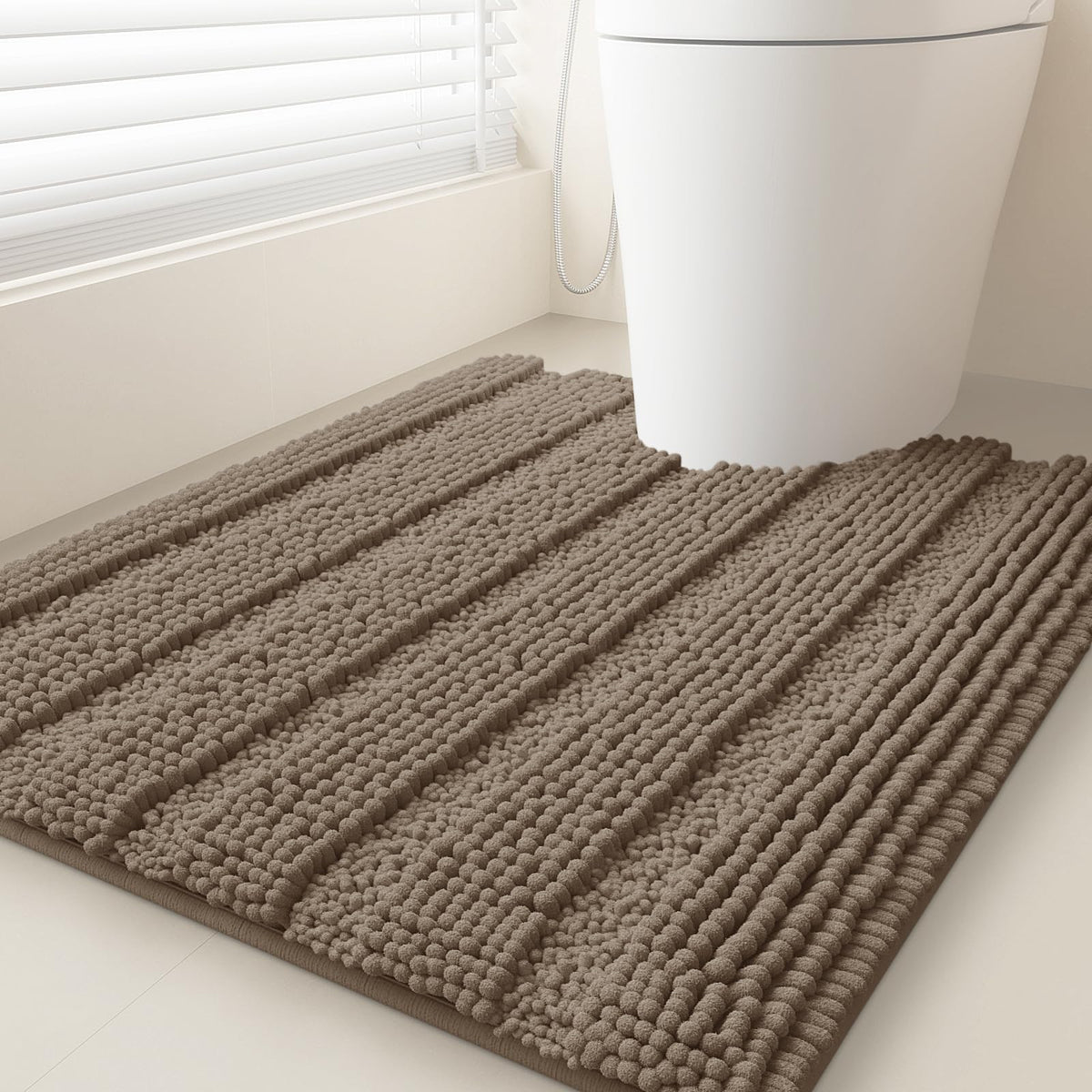ACCUMTEK Christmas Striped Pink Bathroom Rug Set 3 Pieces Ultra Soft, Non Slip Chenille Toilet Mat, Absorbent Plush Shaggy Bath Mats for Bathroom, Bedroom, Kitchen