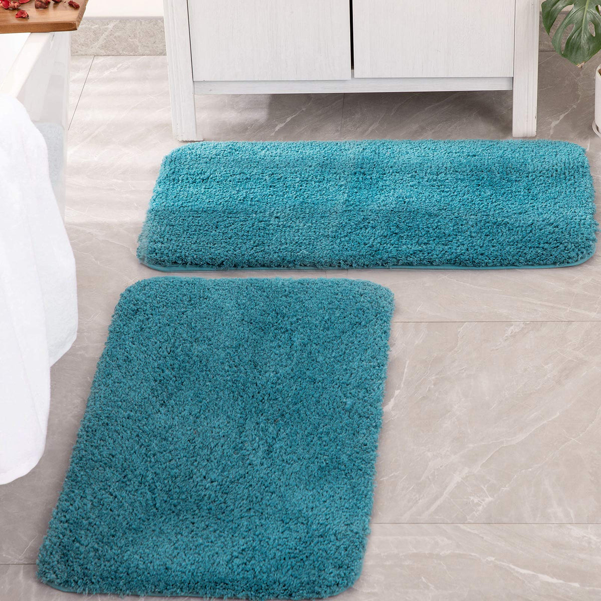 MIULEE Christmas Dark Green Bathroom Rugs Set 2 Piece Small Bath Mats 16x24