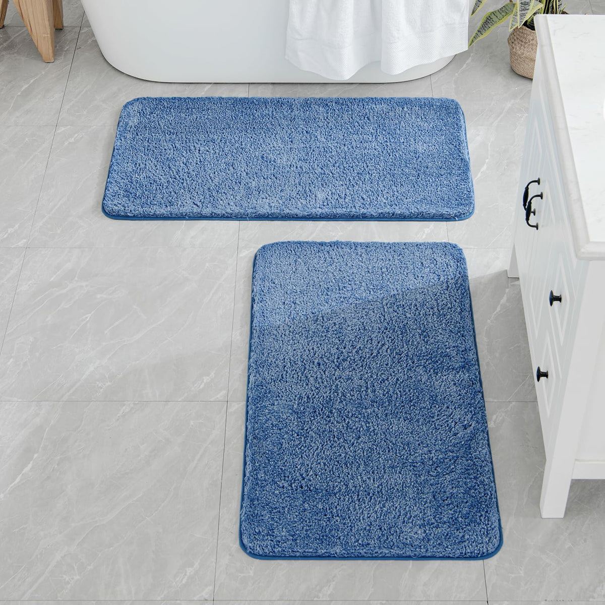 MIULEE Christmas Dark Green Bathroom Rugs Set 2 Piece Small Bath Mats 16x24