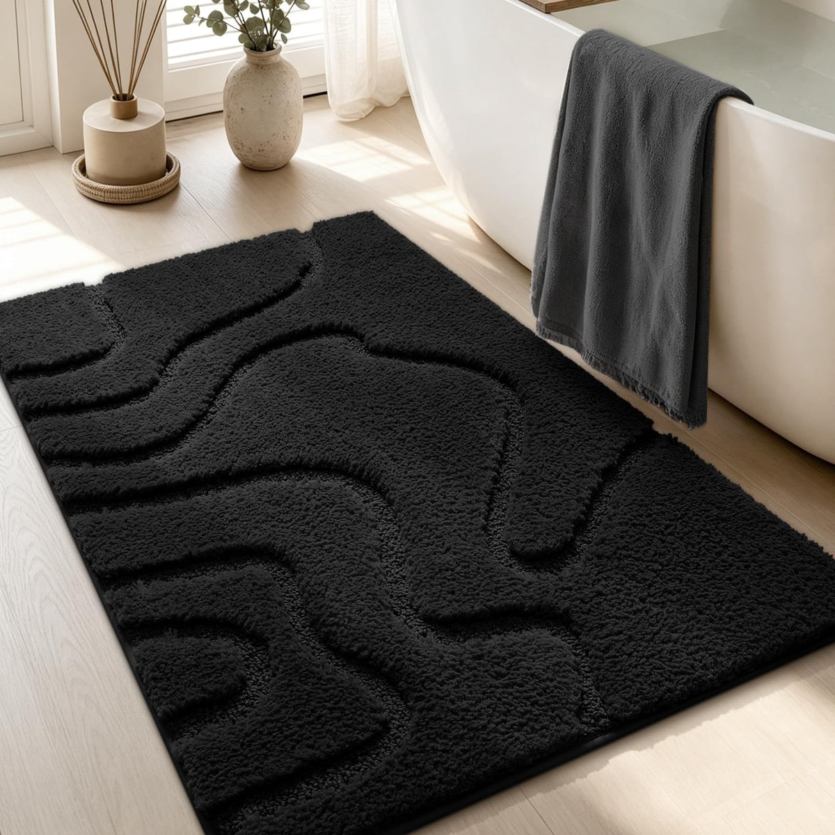 YIHOUSE Soft Bathroom Rugs 24" x 36", Non-Slip Absorbent Bath Mat, Beige