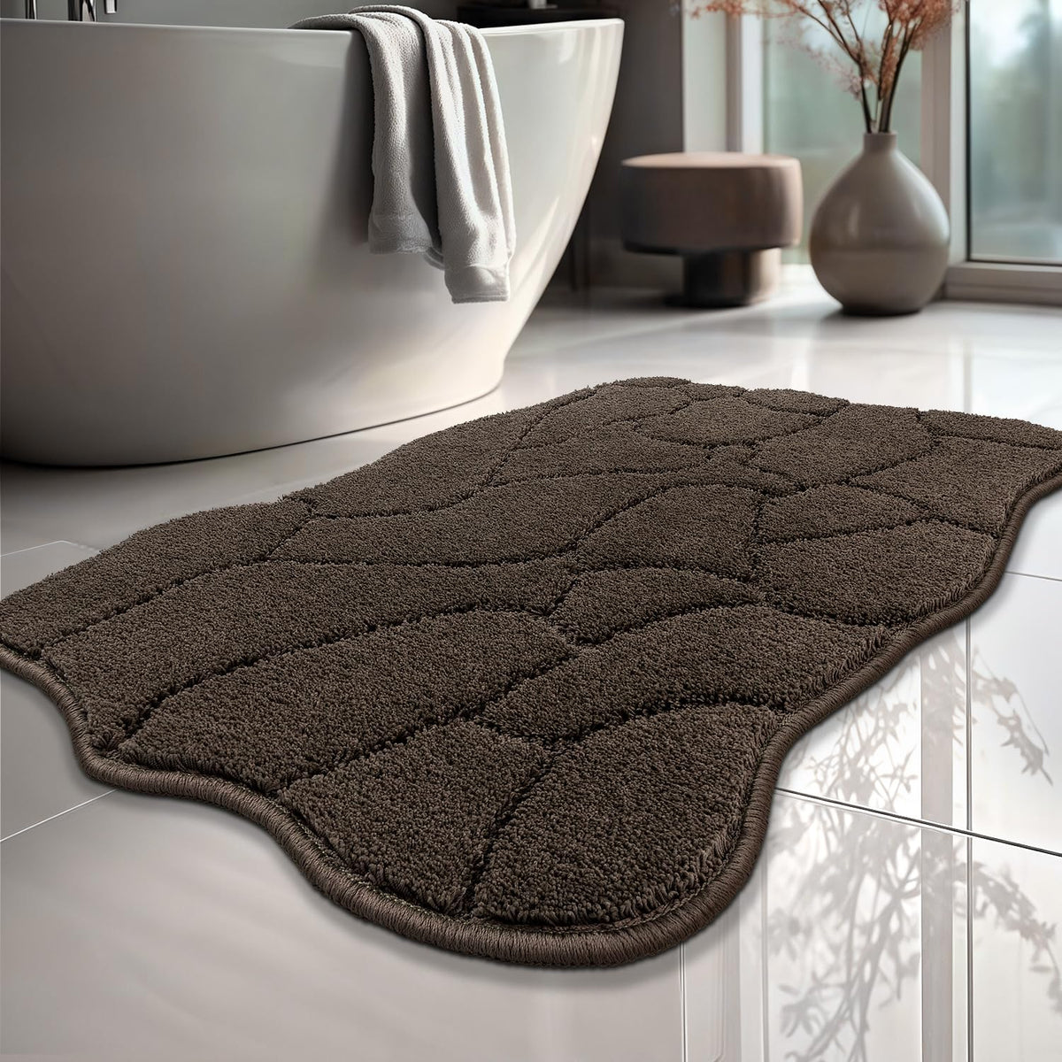 BSICPRO Bathroom Rugs, 32x20 Scalloped Bath Mats, Forest Green