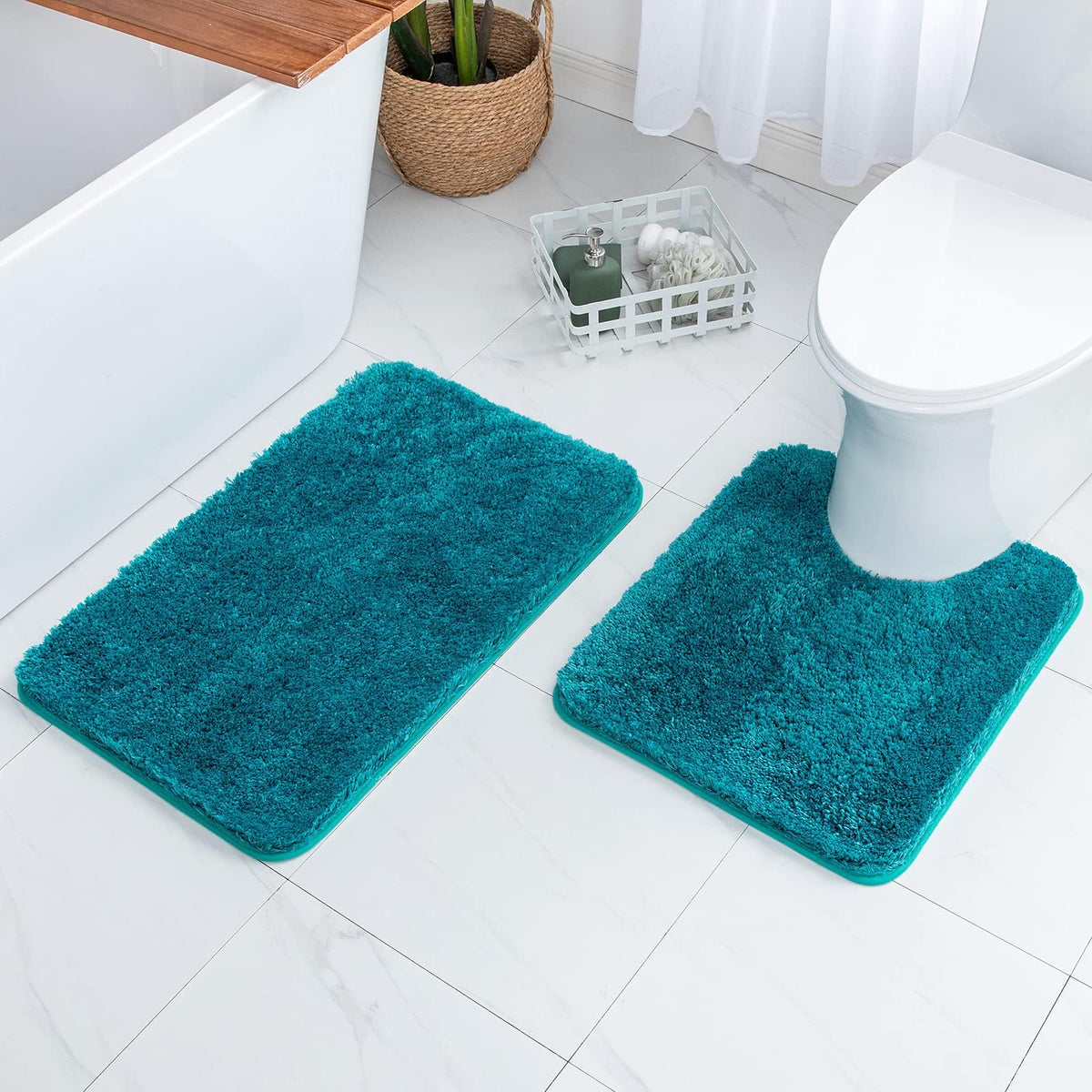 MIULEE Christmas Dark Green Bathroom Rugs Set 2 Piece Small Bath Mats 16x24