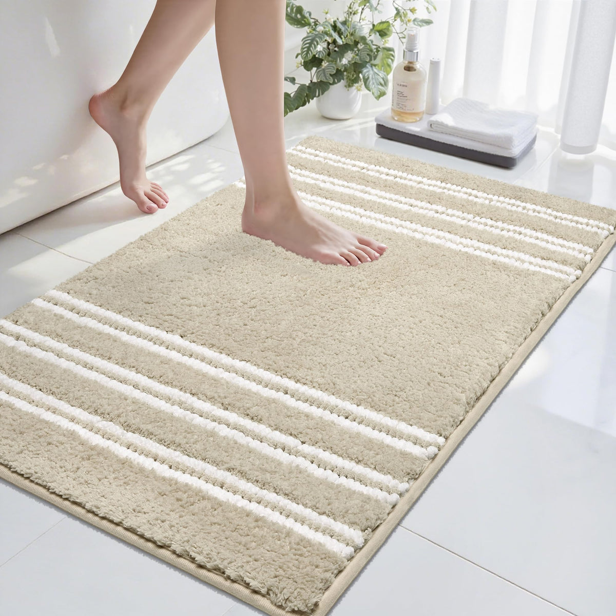 Bathroom Rugs Non Slip Washable 32x20, Ultra Soft Super Absorbent Bath Rugs for Bathroom Floor, Shaggy Chenille Bath Rug, Microfiber Plush Quick Dry Bath Mat for Bathtub, Sink and Shower, Beige