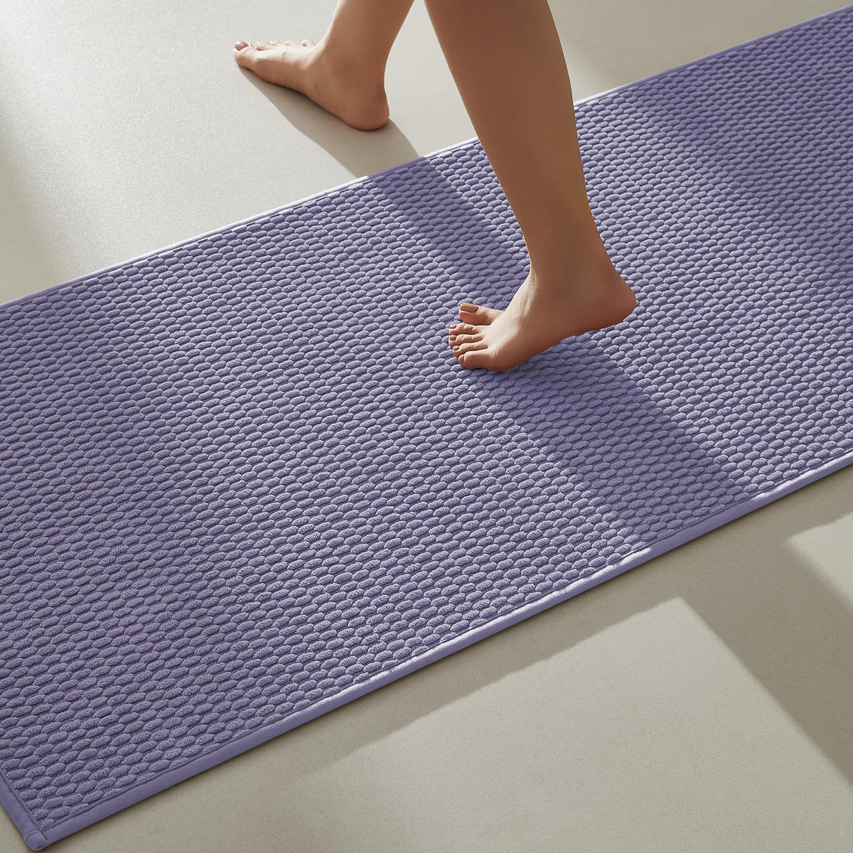 TYUU Bathroom Rugs Non Slip Washable, Super Absorbent Thin Bath Mat Small Quick Dry Low Pile Bathroom Rug, Light Grey 16"x24"