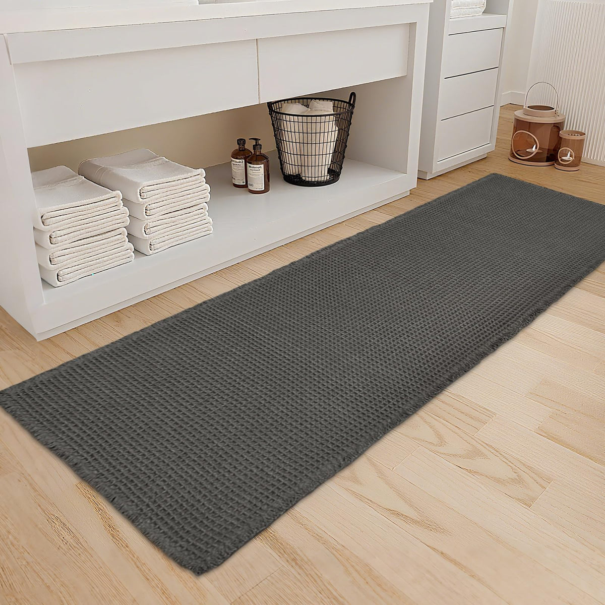 ZALL Waffle Bath Mat,Dark Green Super Absorbent Non Slip Bathroom Rug,17x24inch,Machine Washable Ultra Soft Floor Mats