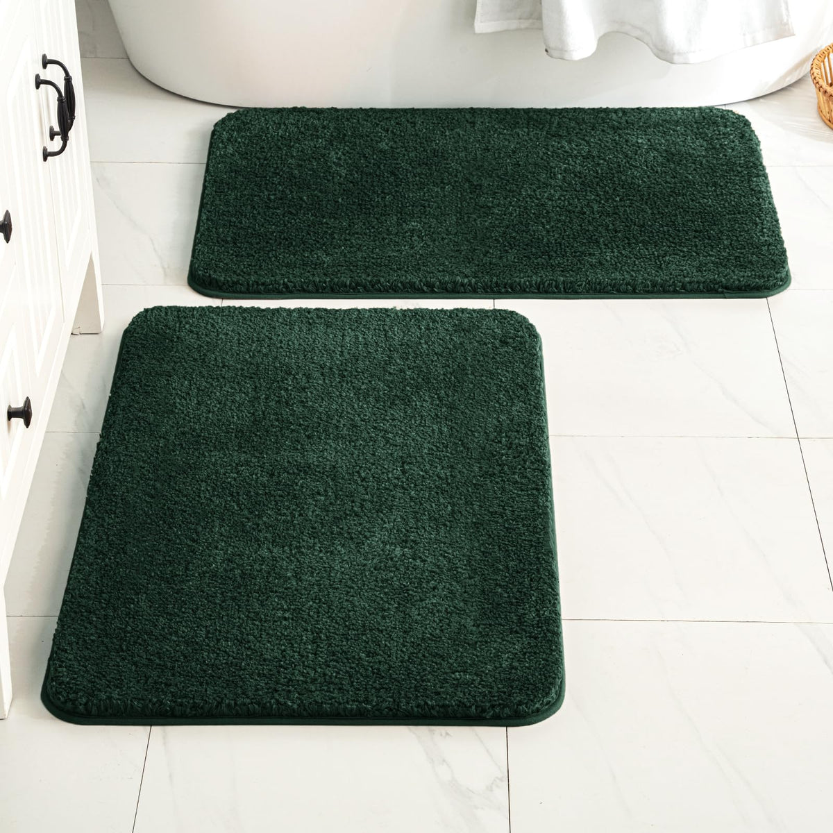MIULEE Christmas Dark Green Bathroom Rugs Set 2 Piece Small Bath Mats 16x24