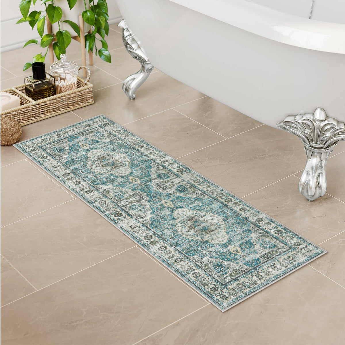 Uphome Boho Small Bath Mat, Distressed Farmhouse Light Khaki Bath Rugs, Comfy Velvet Bathroom Rugs Non Slip Washable, Vintage Oriental Toilet Rug for Sink Shower Vanity, 18x26 inch