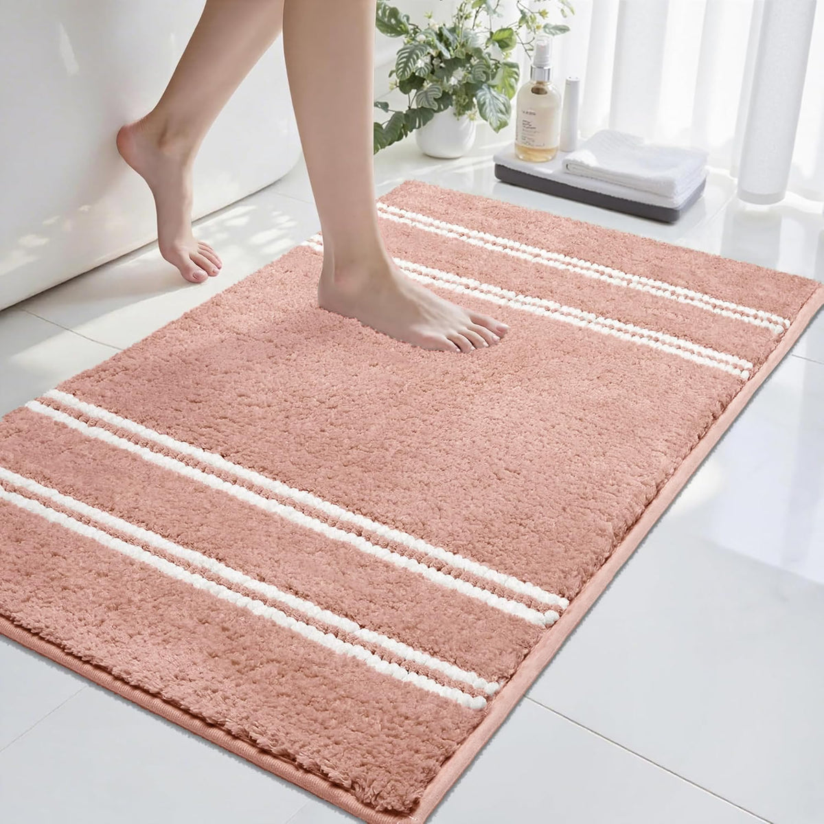 Bathroom Rugs Non Slip Washable 32x20, Ultra Soft Super Absorbent Bath Rugs for Bathroom Floor, Shaggy Chenille Bath Rug, Microfiber Plush Quick Dry Bath Mat for Bathtub, Sink and Shower, Beige
