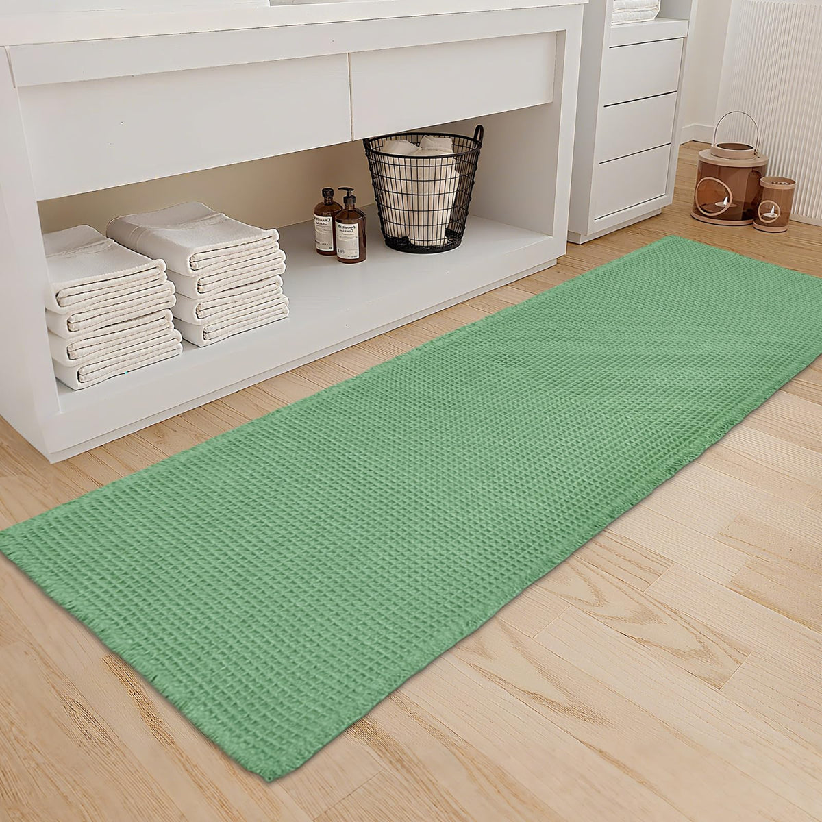 ZALL Waffle Bath Mat,Dark Green Super Absorbent Non Slip Bathroom Rug,17x24inch,Machine Washable Ultra Soft Floor Mats