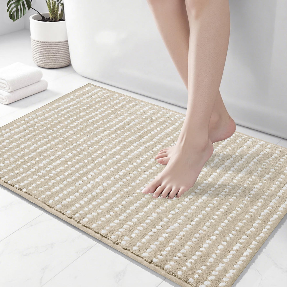 Bathroom Rugs 24'' x 17'', Extra Soft & Super Absorbent Bath Rugs Mat Non Slip Machine Washable, Quick Dry Bath Mats, Shaggy Microfiber Chenille Bath Rug for Bathroom Floor, Tub and Shower, Beige