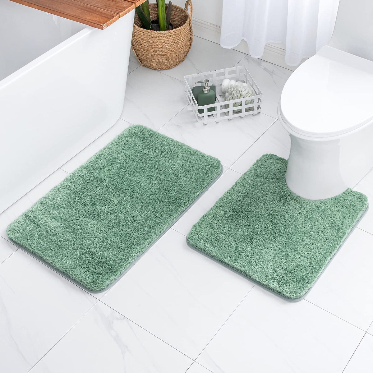 MIULEE Christmas Dark Green Bathroom Rugs Set 2 Piece Small Bath Mats 16x24