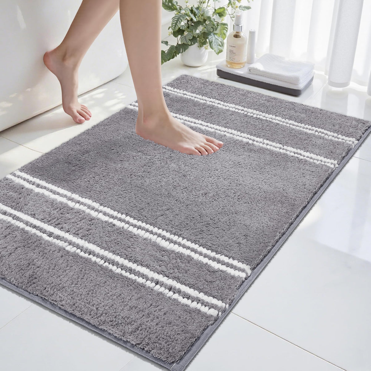 Bathroom Rugs Non Slip Washable 32x20, Ultra Soft Super Absorbent Bath Rugs for Bathroom Floor, Shaggy Chenille Bath Rug, Microfiber Plush Quick Dry Bath Mat for Bathtub, Sink and Shower, Beige